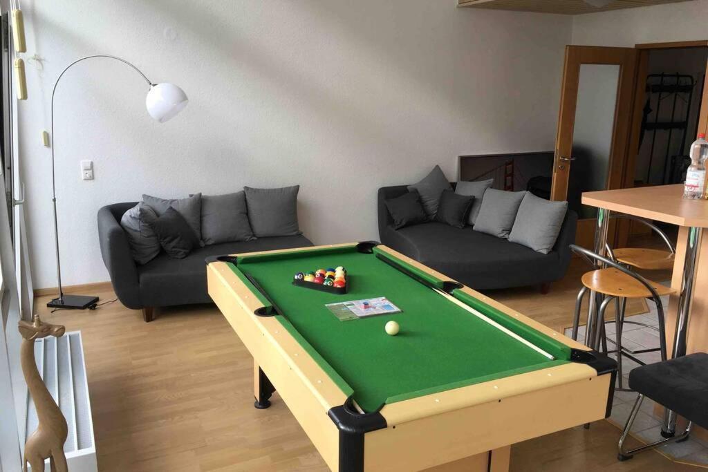 Premium Penthouse Wohnung mit Schlossblick Zentral in Heidenheim mit Tiefgarage Exterior foto